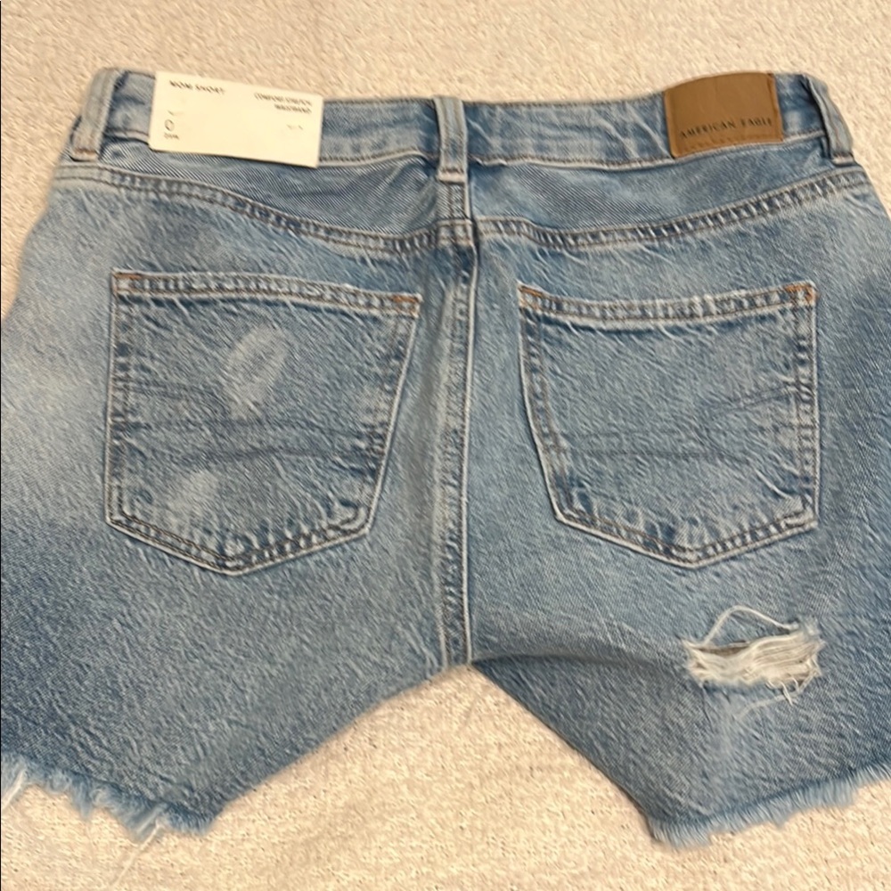 American Eagle Blue Denim Shorts mom short comfort waistband size 25w 0 NWT